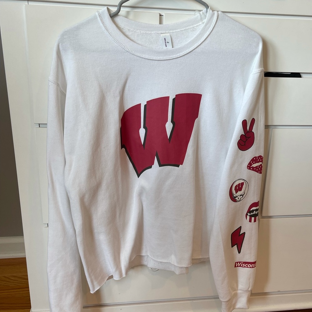 Wisconsin patched crewneck